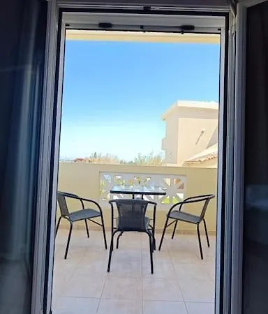 Verano Oasis Apartment_near The Sea-free Parking *